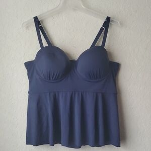 Torrid sz 3 Navy Blue Peplum Underwire Swim Top
